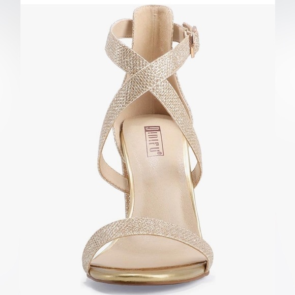 Women’s Gold Shimmer Heels - Picture 3 of 9